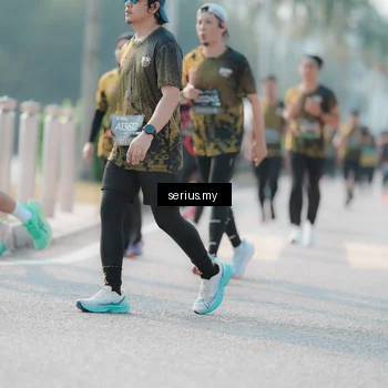Runner Photo 6412076