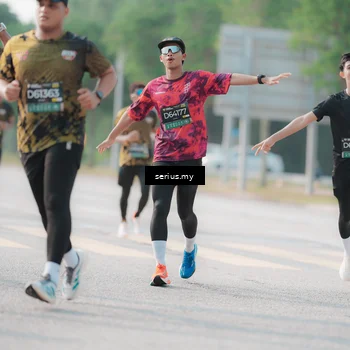 Runner Photo 6412114