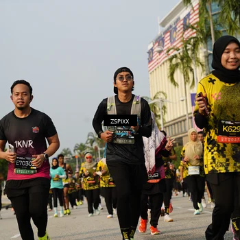 Runner Photo 6412125