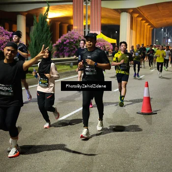 Runner Photo 6412133