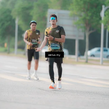 Runner Photo 6412160