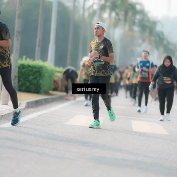 Runner Photo 6412165