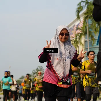 Runner Photo 6412174