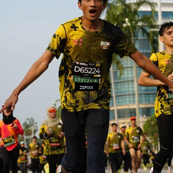 Runner Photo 6412216