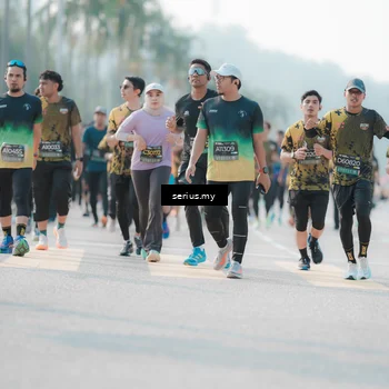 Runner Photo 6412220