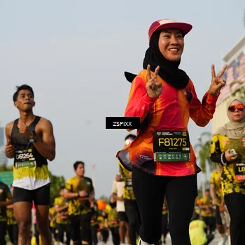 Runner Photo 6412228