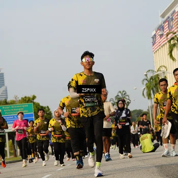 Runner Photo 6412253