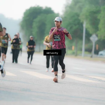 Runner Photo 6412254