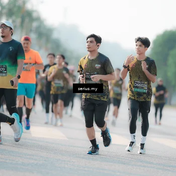 Runner Photo 6412266