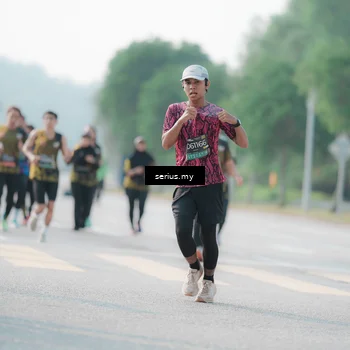 Runner Photo 6412279