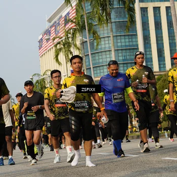 Runner Photo 6412287