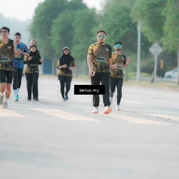 Runner Photo 6412289