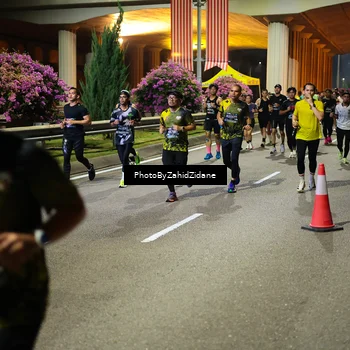 Runner Photo 6412293