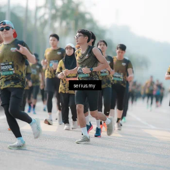 Runner Photo 6412313
