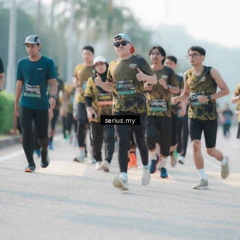 Runner Photo 6412315
