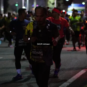 Runner Photo 6412324