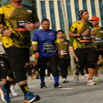 Runner Photo 6412332