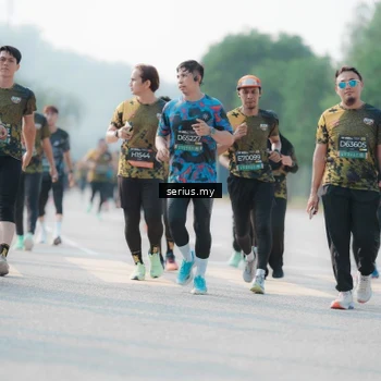 Runner Photo 6412339