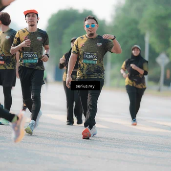 Runner Photo 6412346