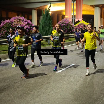 Runner Photo 6412358
