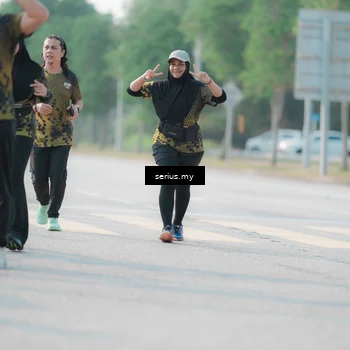 Runner Photo 6412371