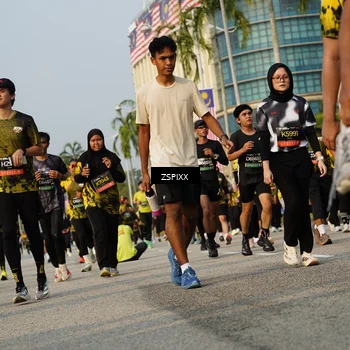 Runner Photo 6412372
