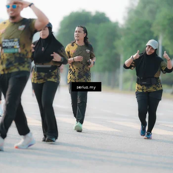 Runner Photo 6412377