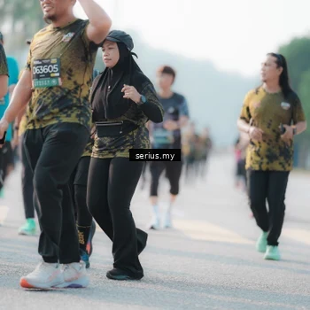 Runner Photo 6412397