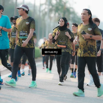 Runner Photo 6412406