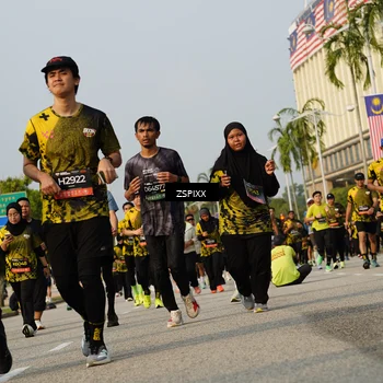Runner Photo 6412422