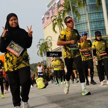 Runner Photo 6412441