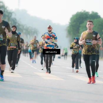 Runner Photo 6412445