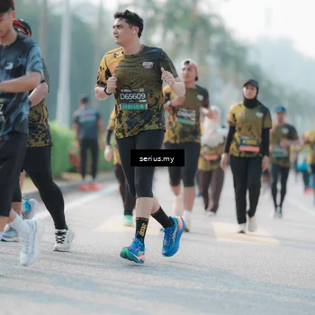 Runner Photo 6412450