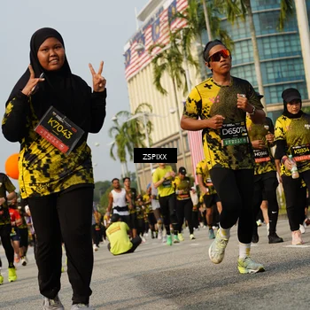 Runner Photo 6412472