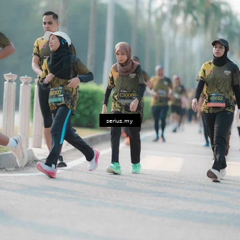 Runner Photo 6412479
