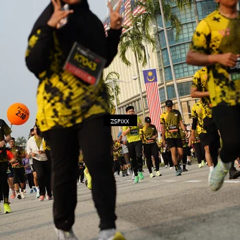 Runner Photo 6412487