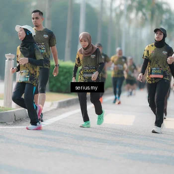 Runner Photo 6412490