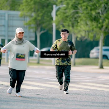 Runner Photo 6412491