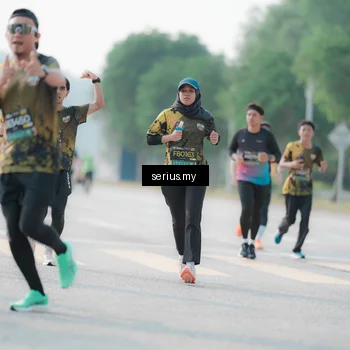 Runner Photo 6412505
