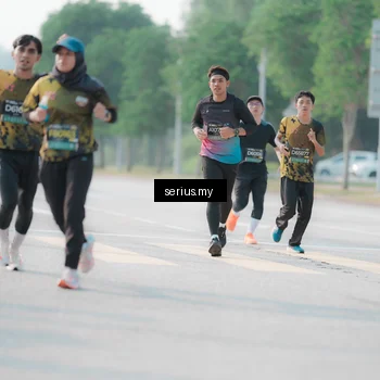 Runner Photo 6412506