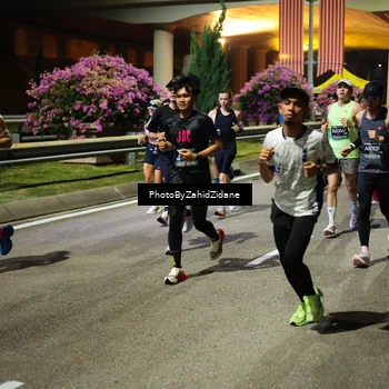 Runner Photo 6412535