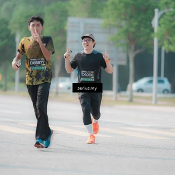 Runner Photo 6412547