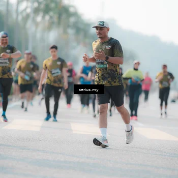 Runner Photo 6412557