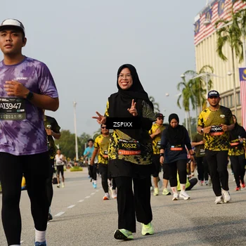 Runner Photo 6412568