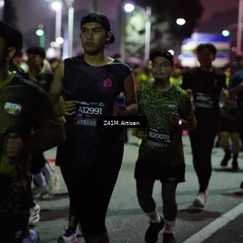 Runner Photo 6412573