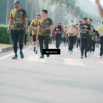 Runner Photo 6412581