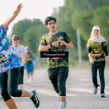 Runner Photo 6412583