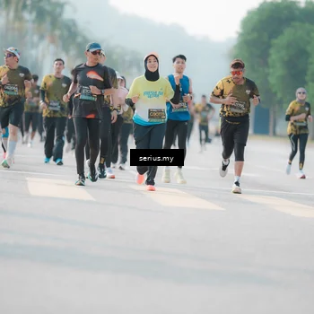Runner Photo 6412592