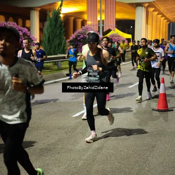 Runner Photo 6412597