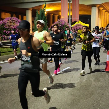 Runner Photo 6412598